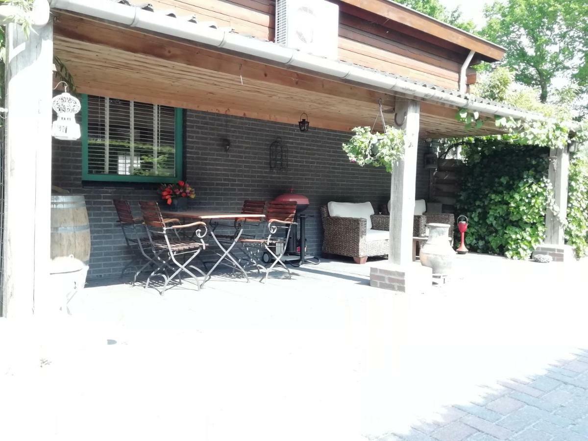 Woodstock B+B Villa Drouwenermond Kültér fotó